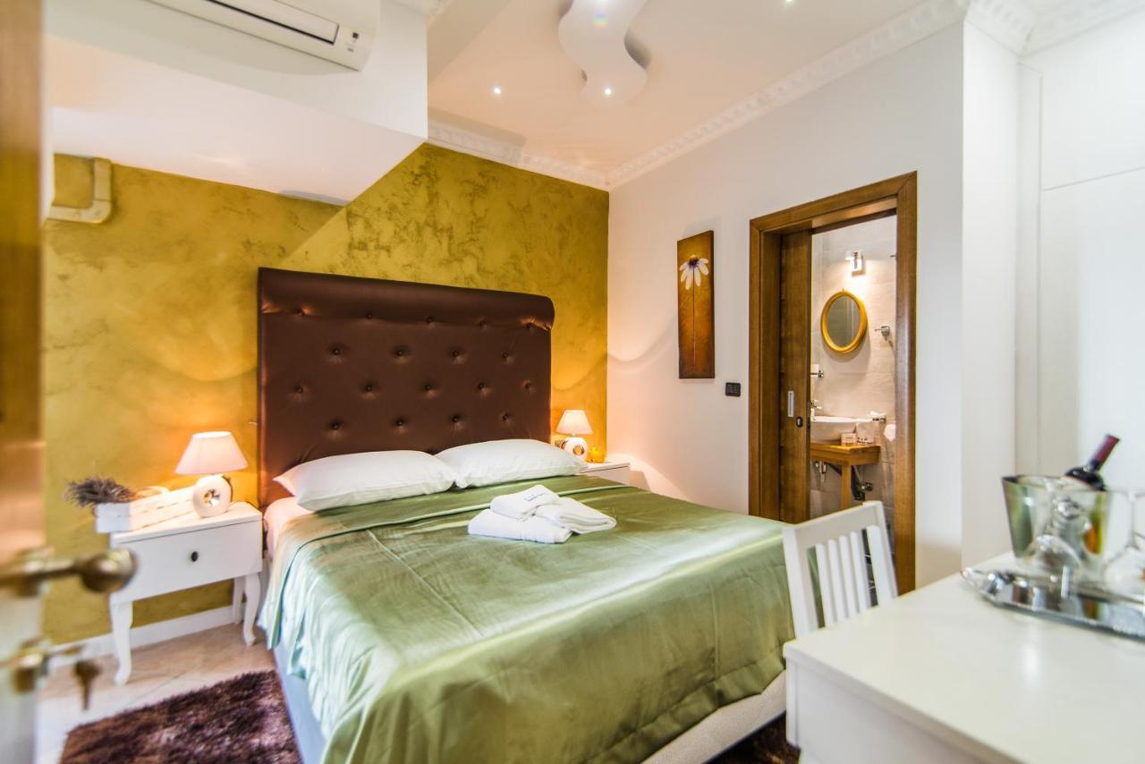 Bella Natka Bed And Breakfast Ровинь Экстерьер фото