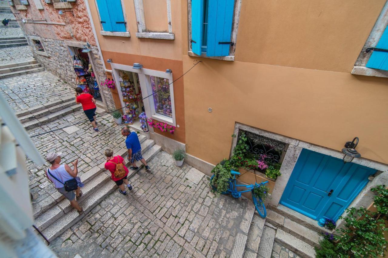 Bella Natka Bed And Breakfast Ровинь Экстерьер фото
