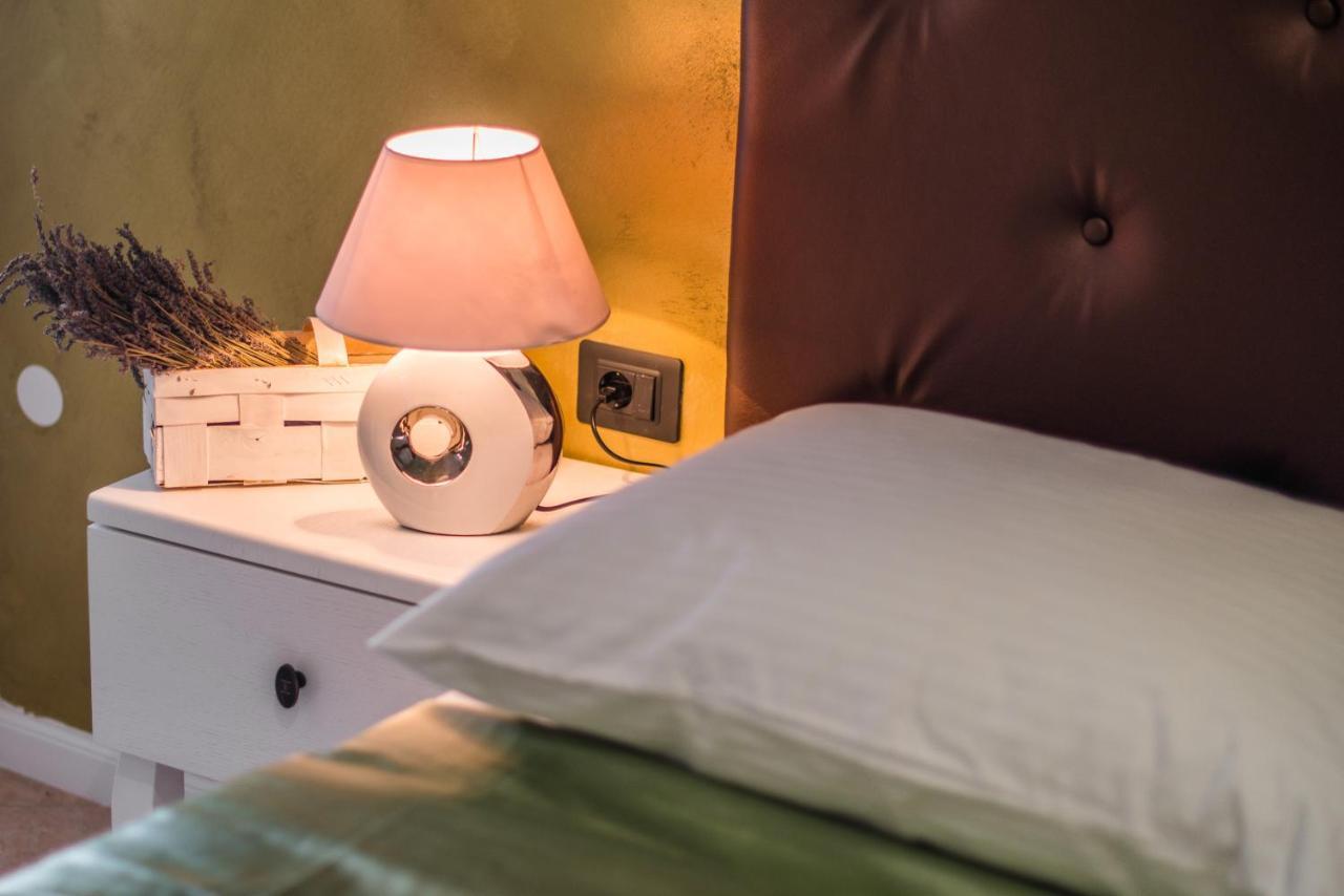 Bella Natka Bed And Breakfast Ровинь Экстерьер фото