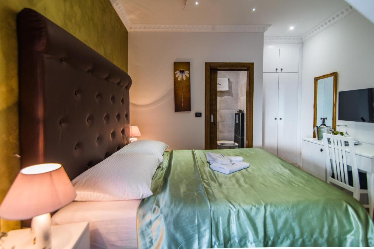 Bella Natka Bed And Breakfast Ровинь Экстерьер фото