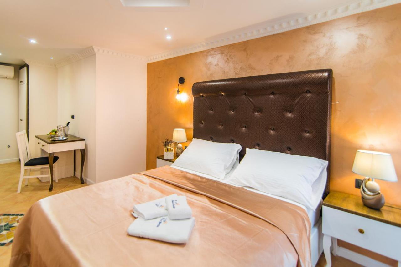 Bella Natka Bed And Breakfast Ровинь Экстерьер фото