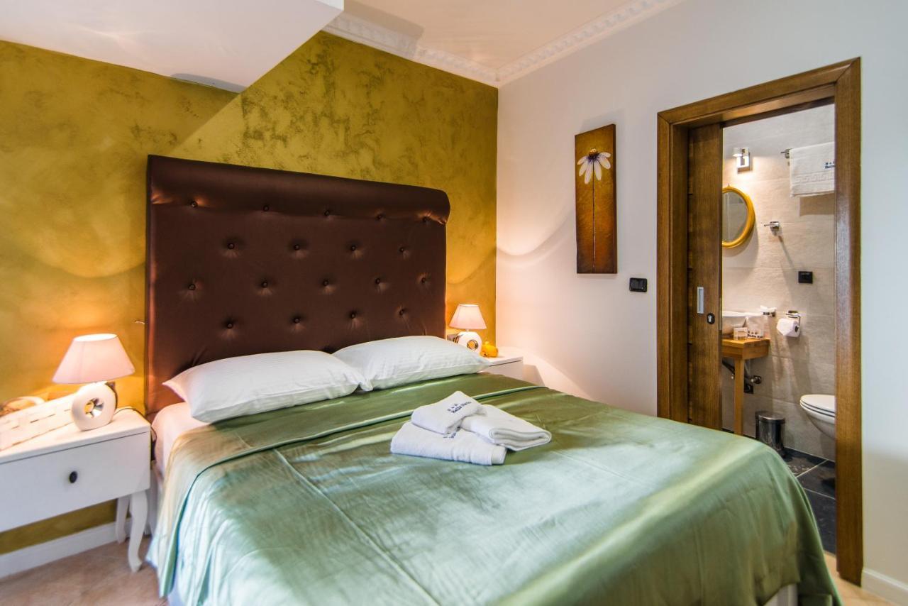 Bella Natka Bed And Breakfast Ровинь Экстерьер фото